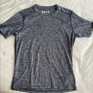 EUC New Balance Navy Heather Short Sleeve Tee